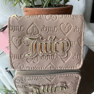 Juicy Couture Upgrade U Card Case ID Wallet Nude Beige Café Key Fob NWT